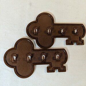 2 Tupperware 1453-8 Brown Key Holder Wall Hanger Hooks Shaped Plastic Vintage